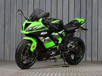 KAWASAKI ZX-6R