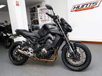 YAMAHA MT-09