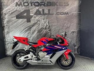 HONDA CBR1000RR FIREBLADE 