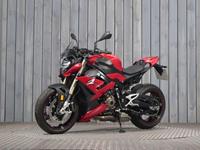 BMW S1000R