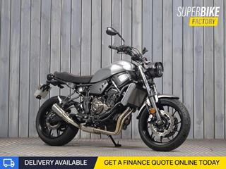 YAMAHA XSR700 