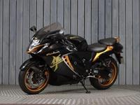 SUZUKI GSX1300R HAYABUSA