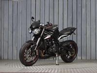 TRIUMPH STREET TRIPLE 765 RS