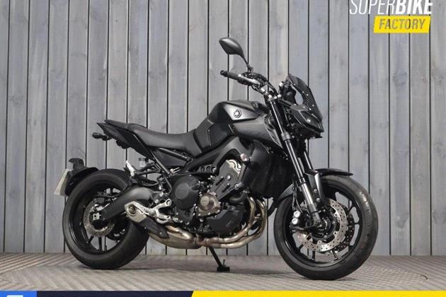 YAMAHA MT-09