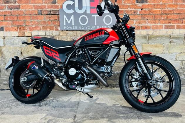 DUCATI SCRAMBLER 800