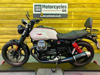 MOTO-GUZZI V7 STONE