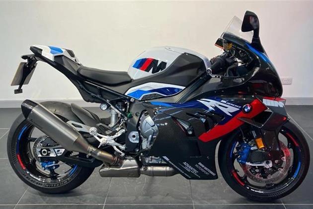 BMW M1000RR