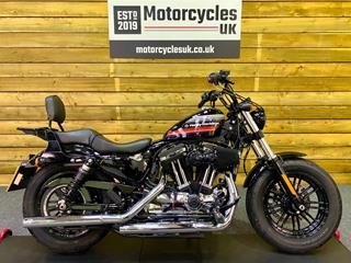 HARLEY-DAVIDSON SPORTSTER 1200 