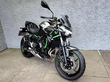 KAWASAKI Z650