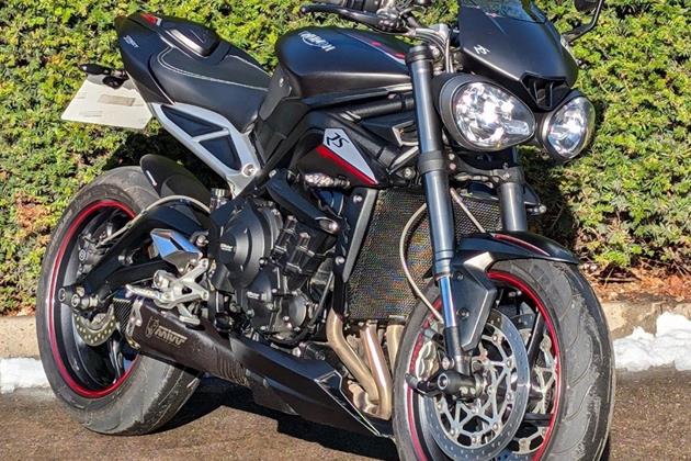 TRIUMPH STREET TRIPLE 765 RS