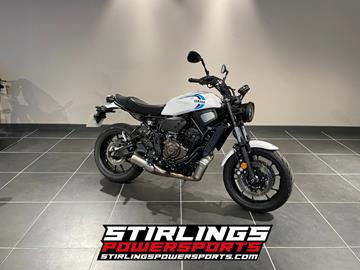 YAMAHA XSR700