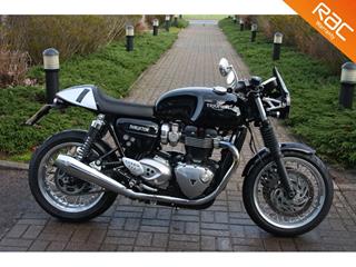 TRIUMPH THRUXTON 1200 