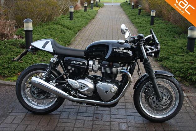 TRIUMPH THRUXTON 1200