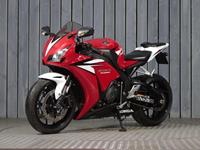 HONDA CBR1000RR FIREBLADE