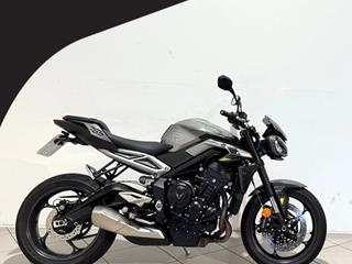 TRIUMPH STREET TRIPLE 765 R 