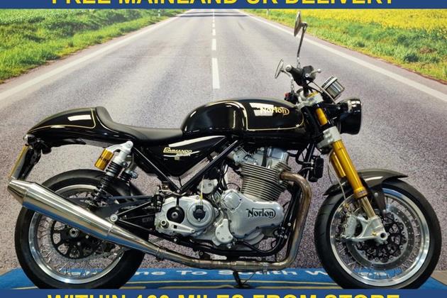 NORTON COMMANDO 961