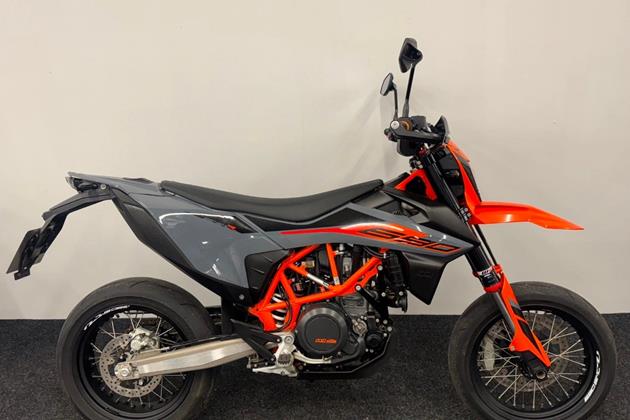 KTM 690 SMC R