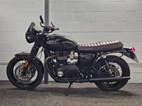 TRIUMPH BONNEVILLE T120 BLACK