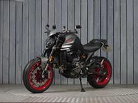 DUCATI MONSTER 900