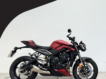 TRIUMPH STREET TRIPLE 765 RS