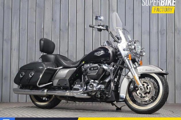 HARLEY-DAVIDSON ROAD KING