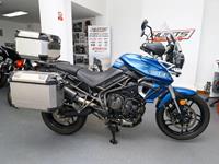 TRIUMPH TIGER 800