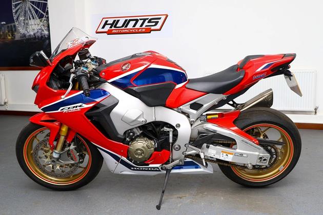 HONDA CBR1000RR FIREBLADE