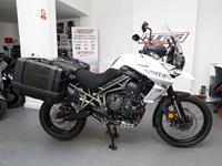 TRIUMPH TIGER 800