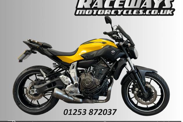 YAMAHA MT-07