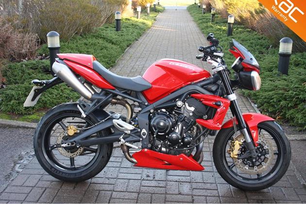 TRIUMPH STREET TRIPLE R