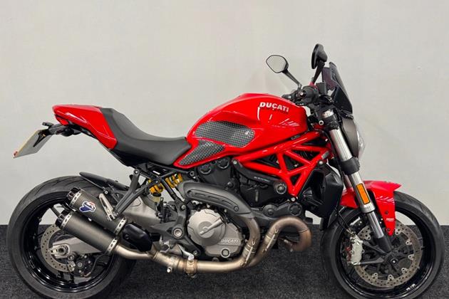 DUCATI MONSTER 821