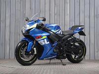 SUZUKI GSX-R750