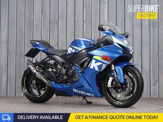 SUZUKI GSX-R750 