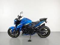 SUZUKI GSX-S750