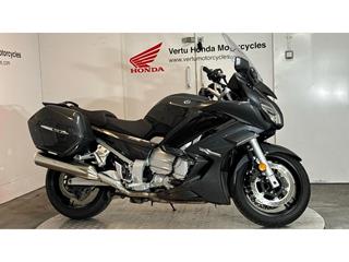 YAMAHA FJR1300 