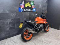 KTM 990 DUKE