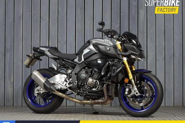 YAMAHA MT-10