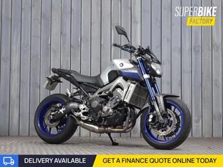 YAMAHA MT-09 