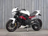 TRIUMPH STREET TRIPLE 765 R