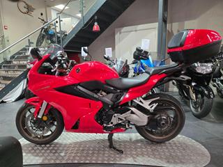 HONDA VFR800 