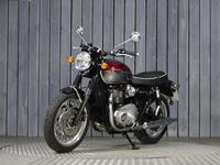 TRIUMPH BONNEVILLE T120