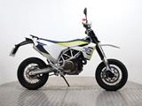 701 SUPERMOTO 