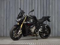 BMW S1000R