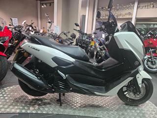 YAMAHA NMAX 125 