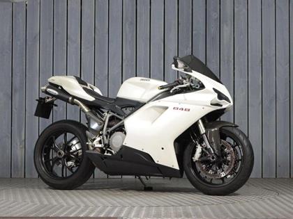 DUCATI 848