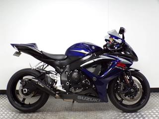 SUZUKI GSX-R750 