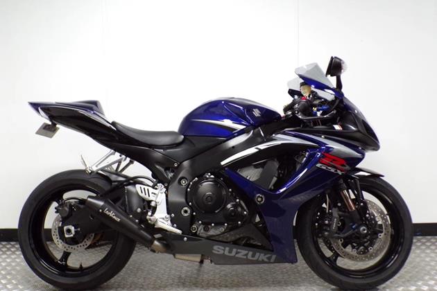 SUZUKI GSX-R750