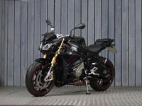 BMW S1000R