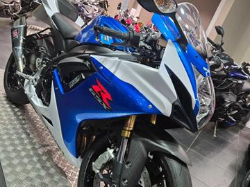 SUZUKI GSX-R750