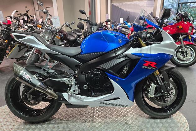 SUZUKI GSX-R750